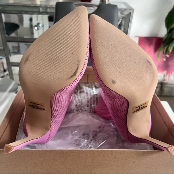 Steven Madden Discreet Knit Pointed Toe Sock Booties - Picture 6 of 11